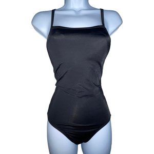 NWT Syrokan One Piece Athletic Training Competition Sports Swimsuit Womens 30